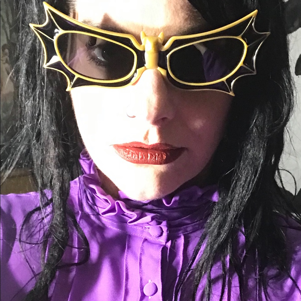 La Femme En Noir Vampira Sunglasses